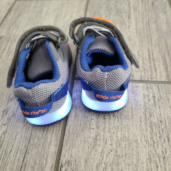 Stride Rite 360 Storm Baby Boys Light-Up Athletic Sneakers Blue & Orange Size 5M - Picture 8 of 12